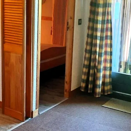 : 2 Pieces + Cabine, 5 Pers, Garage A 300m Des Pistes - Fr-1-802-99 Appartement *