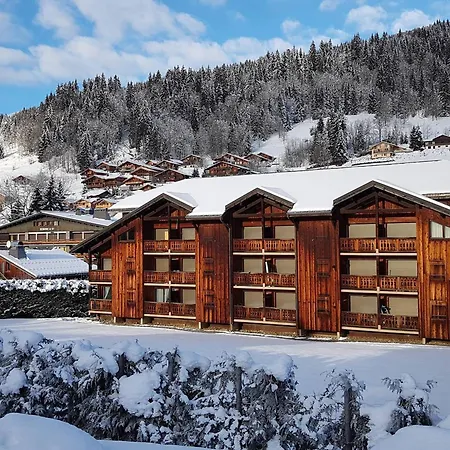 : 2 Pieces + Cabine, 5 Pers, Garage A 300m Des Pistes - Fr-1-802-99